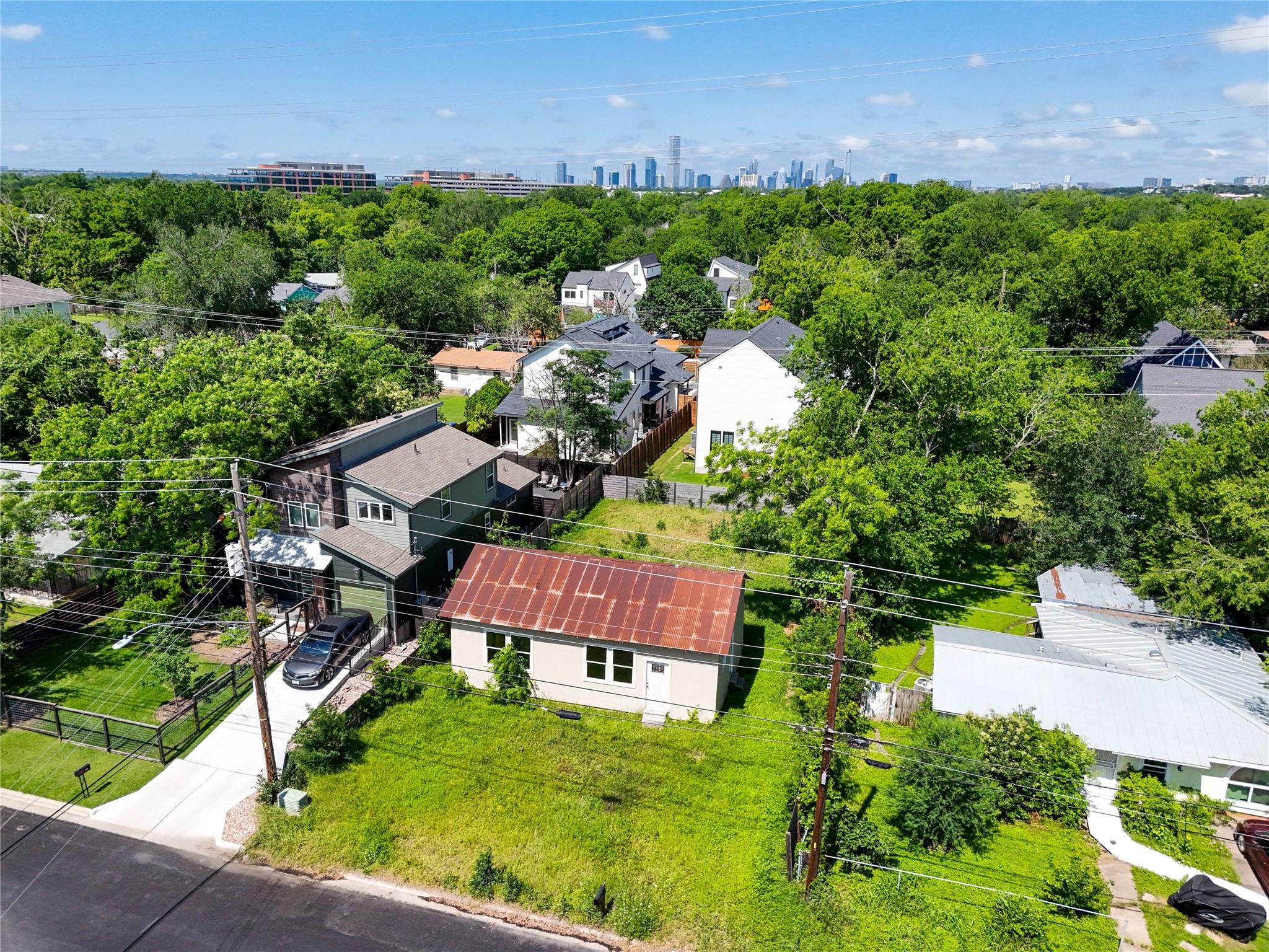1118 Richardine, Austin, TX 78721 — photo 1