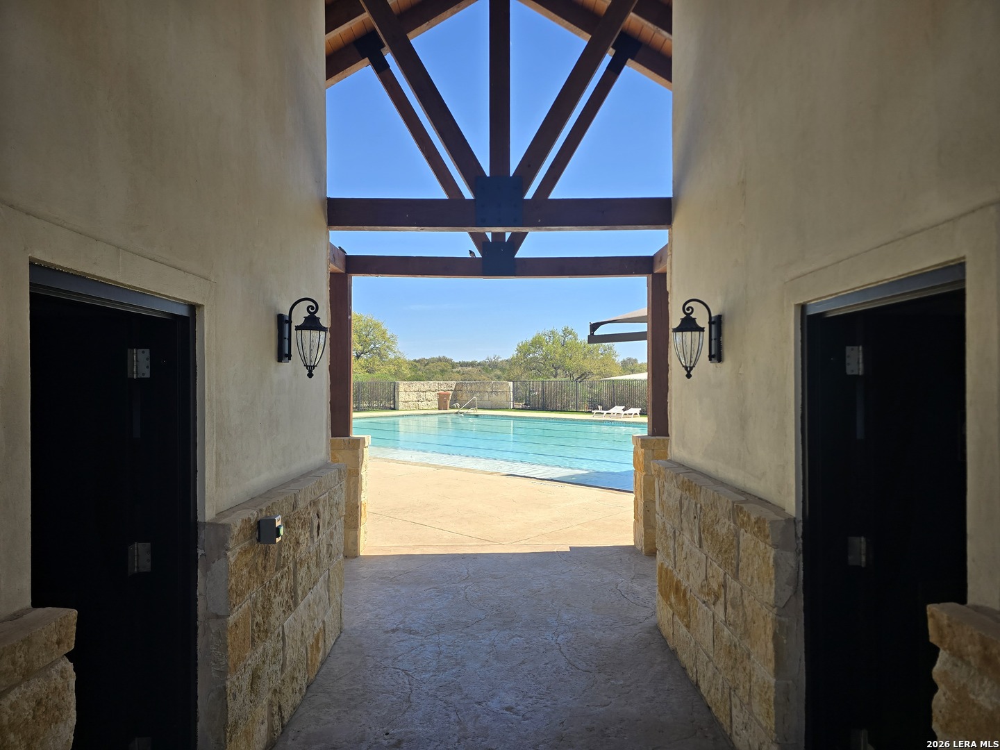 237 Roy Nichols, ,  78606 — photo 1