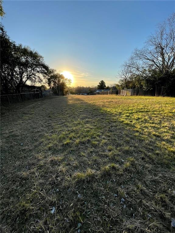 2009 Greenwood, Austin, TX 78723 — photo 1