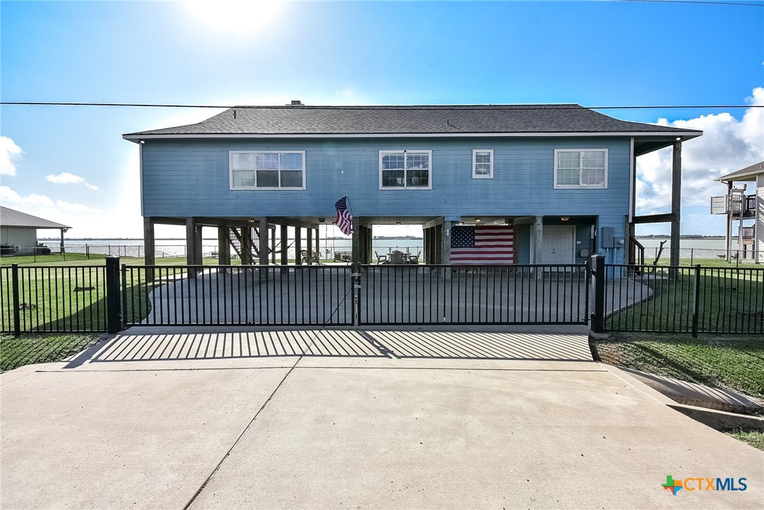 1504 W Bayshore Drive, Palacios, TX 77465 — photo 1