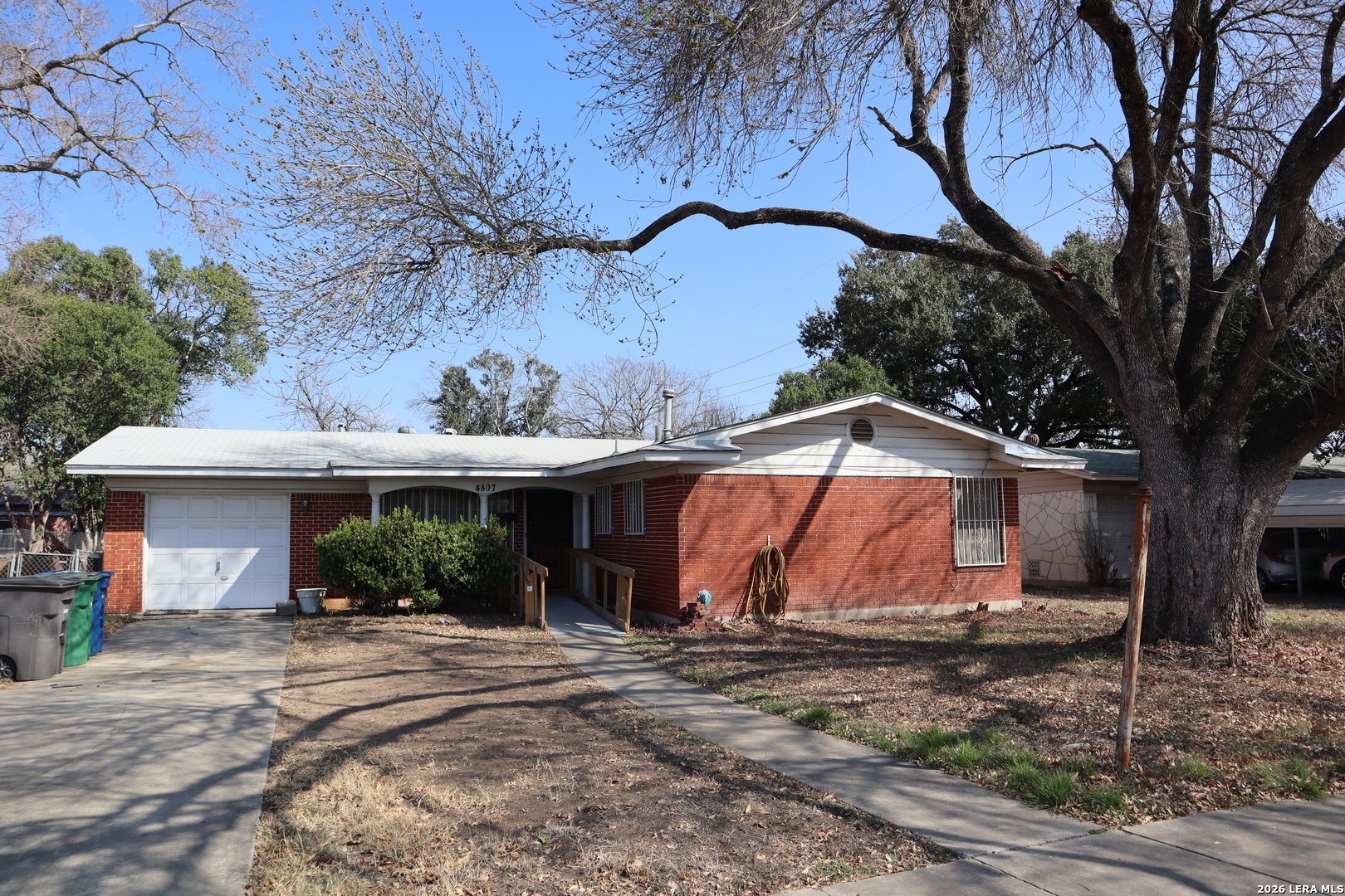4807 lakewood, ,  78220 — photo 1