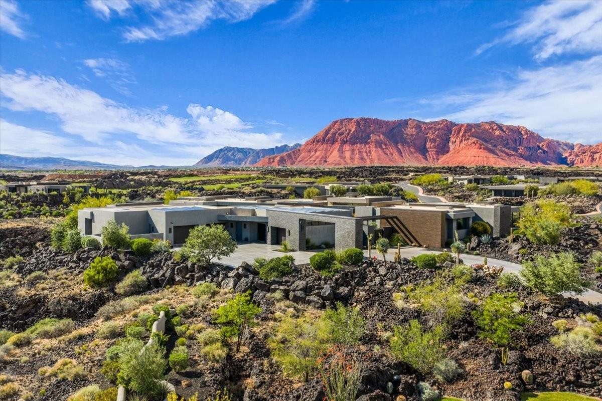 2515 N Tacheene DR, St George, UT 84770 — photo 1