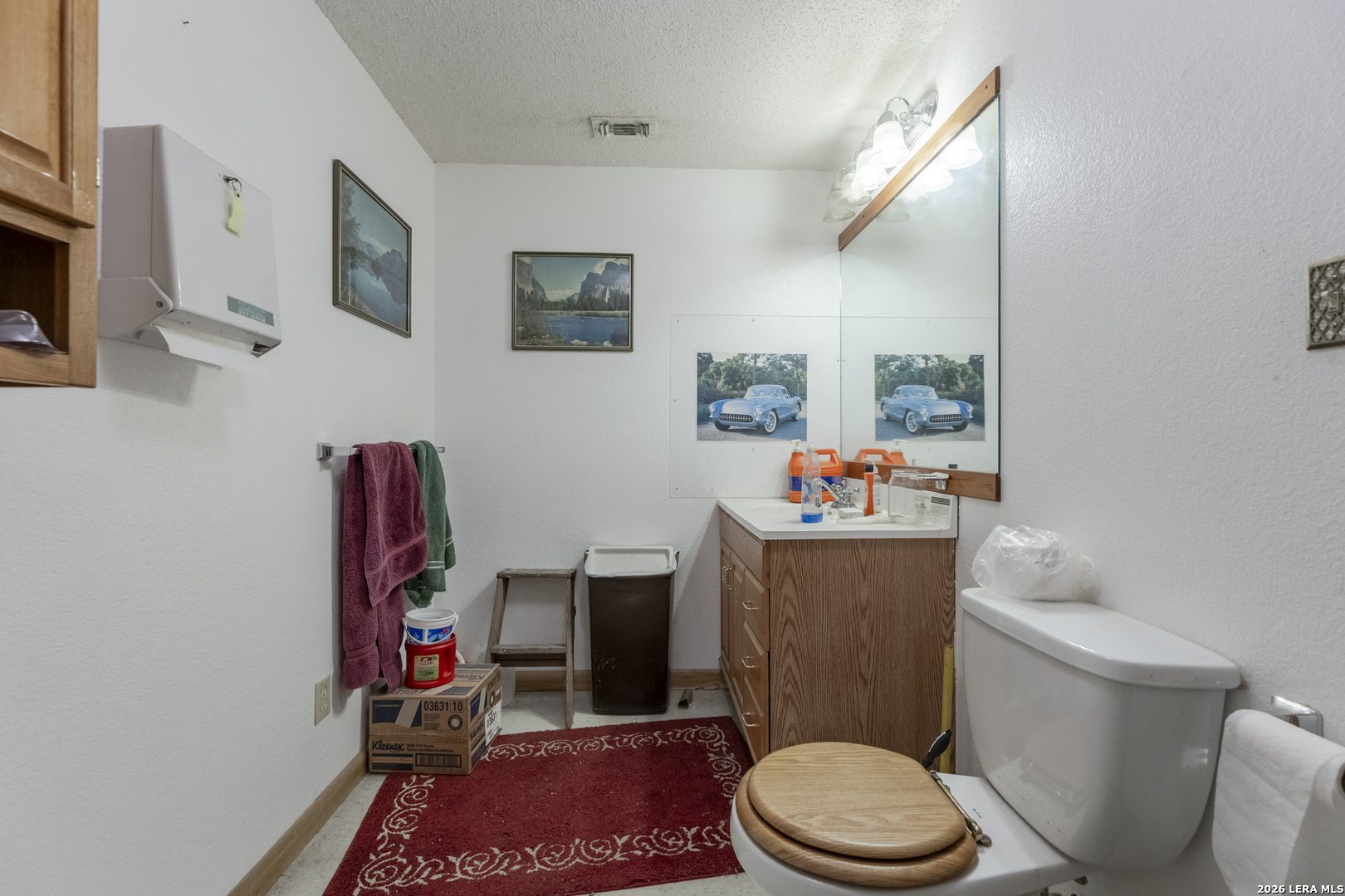 200 Highland Dr., ,  78003 — photo 1