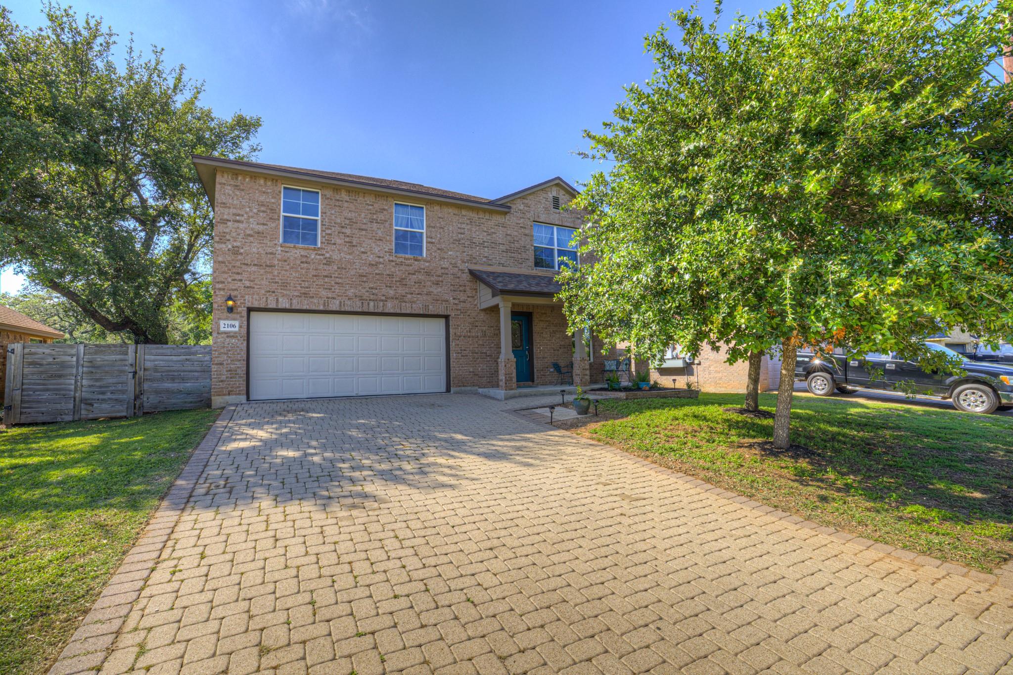 2106 Stonehaven, San Marcos, TX 78666 — photo 1
