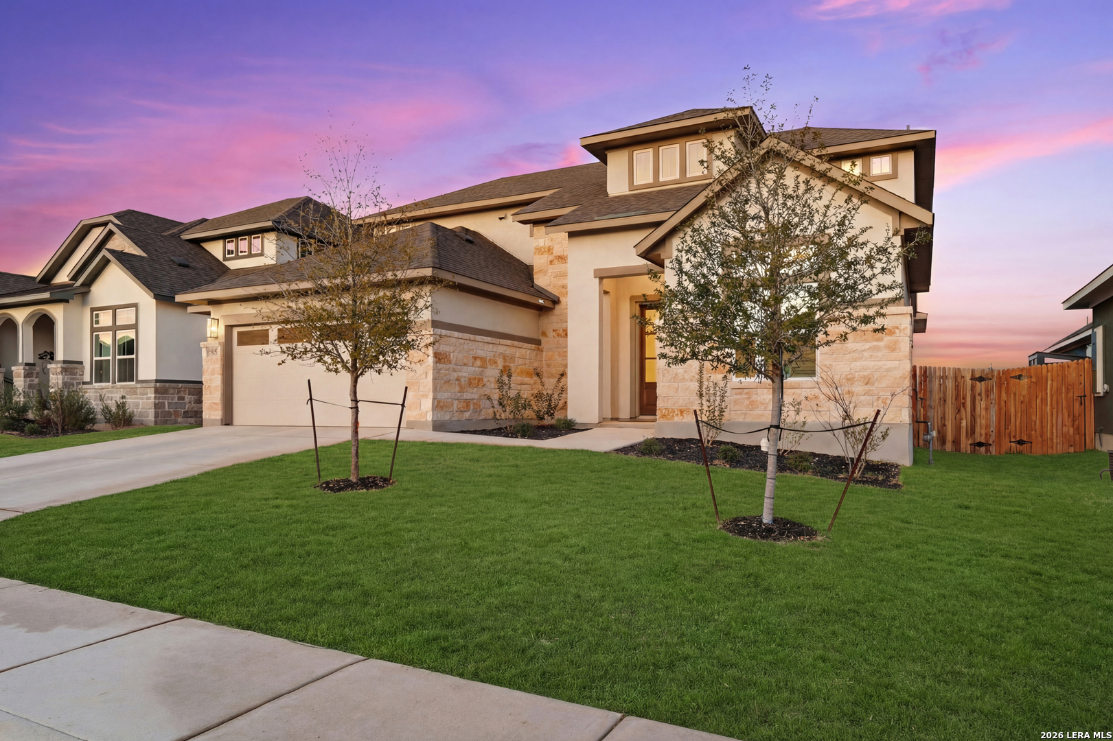 3709 Pin Oak Hills, ,  78155 — photo 1
