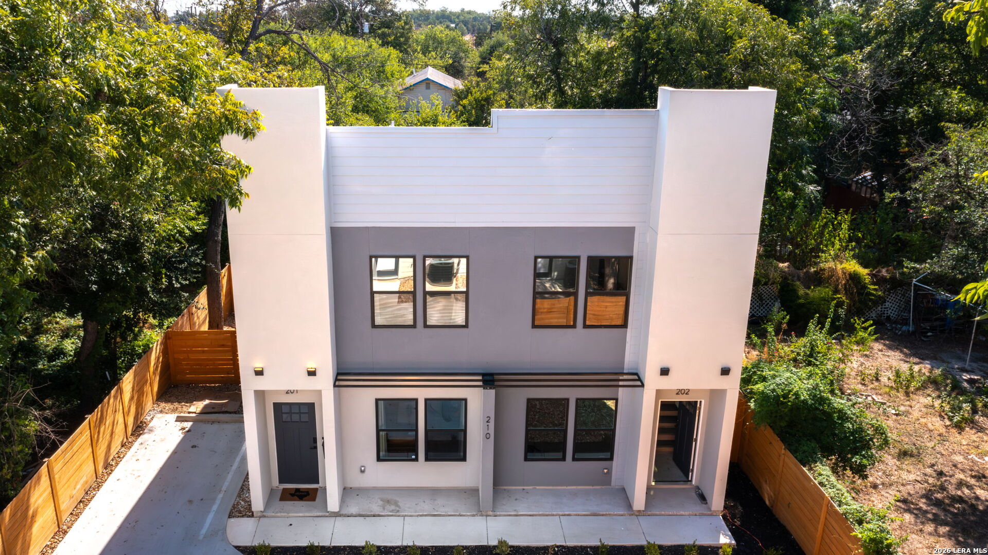 210 Piedmont, San Antonio, TX 78203 — photo 1