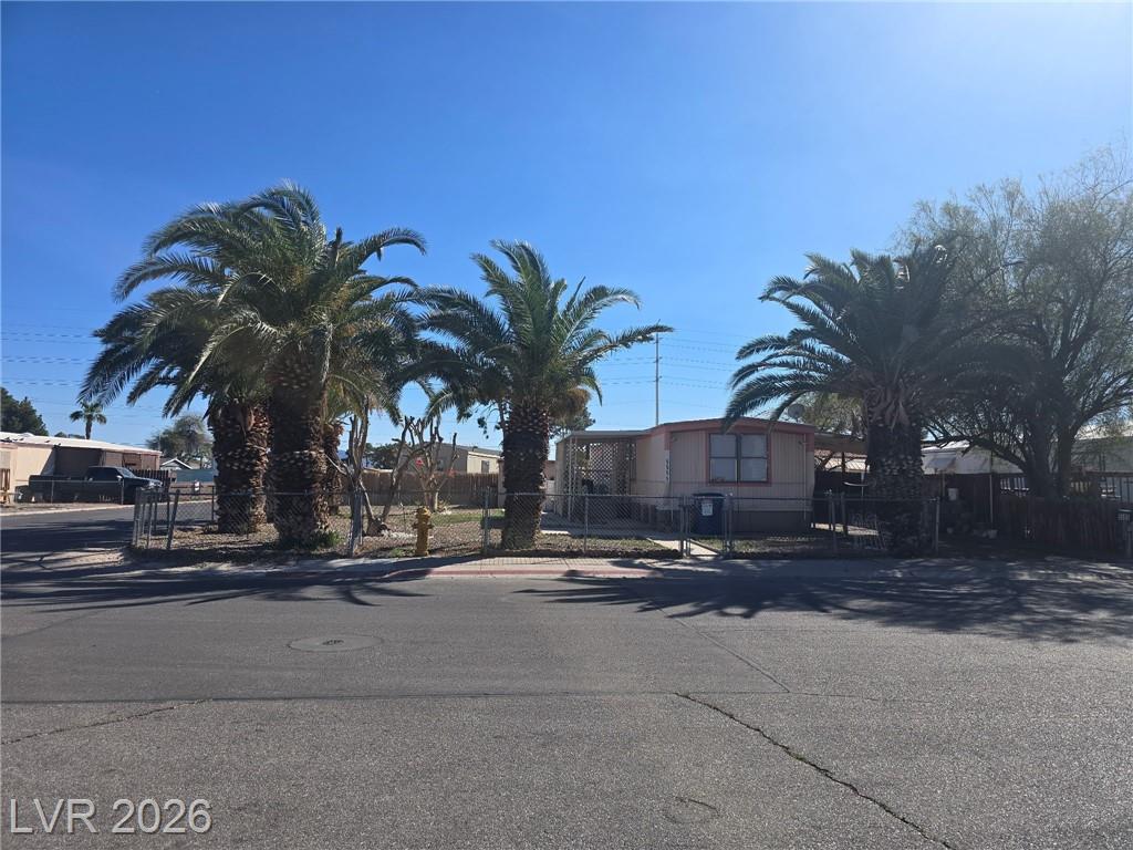 5555 Everglade Street, Las Vegas, NV 89142 — photo 1