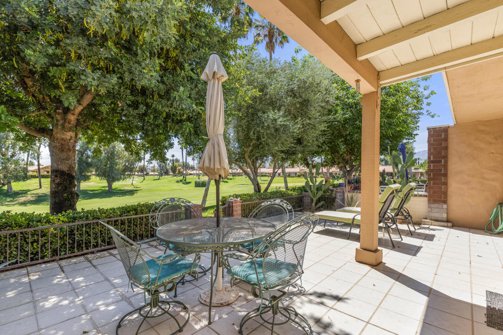 112 Giralda Circle, Palm Desert, CA 92260 — photo 1