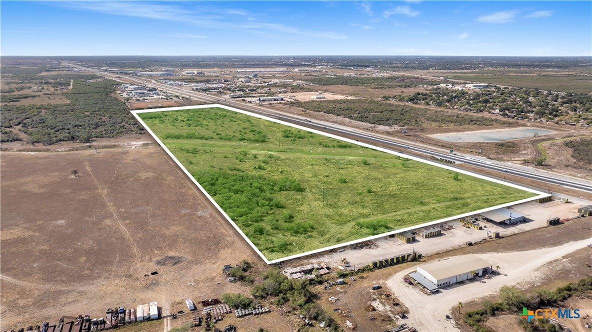 000 U S HWY 59 N, Victoria, TX 77905 — photo 1