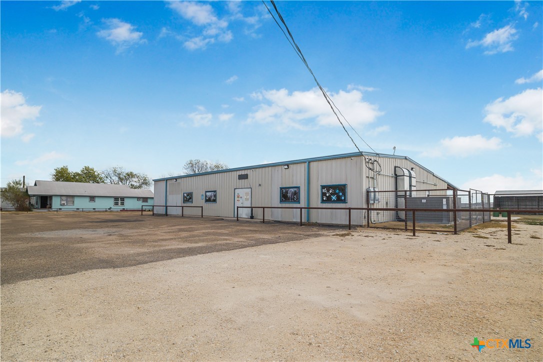 803 US Highway 77a N, Yoakum, TX 77995 — photo 1