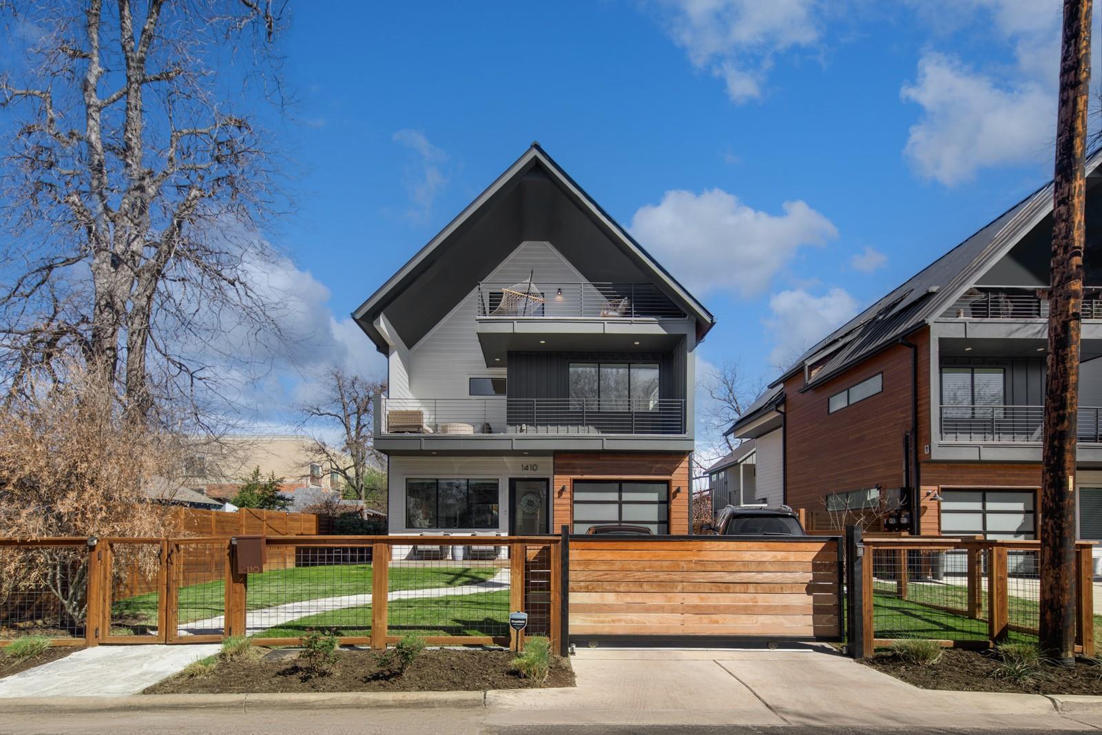 1410 E 3rd St #A, Austin, TX 78702 — photo 1