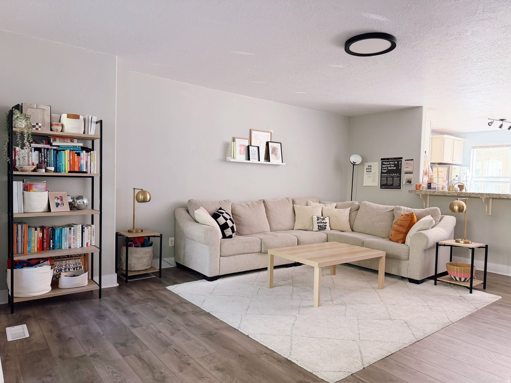 736 W KIRKBRIDE AVE, South Salt Lake, UT 84119 — photo 1