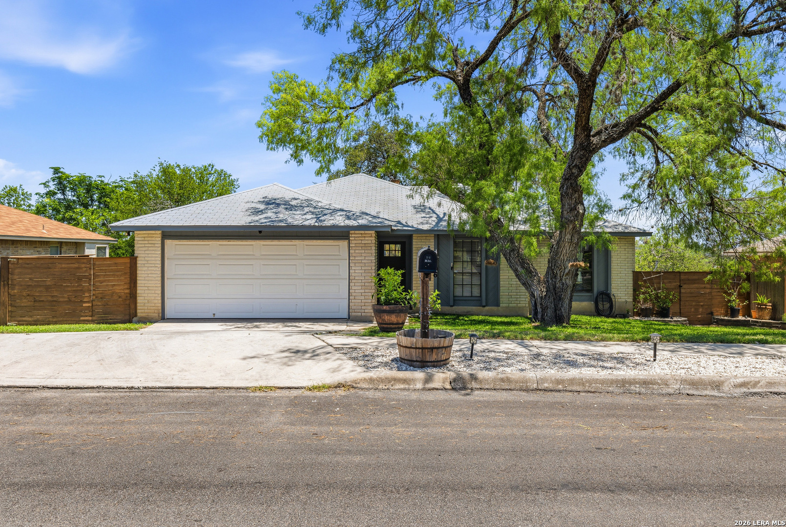 5106 TREE TOP ST, ,  78250 — photo 1