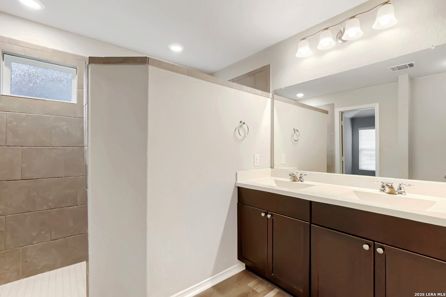 257 Holland Park, ,  78108 — photo 1