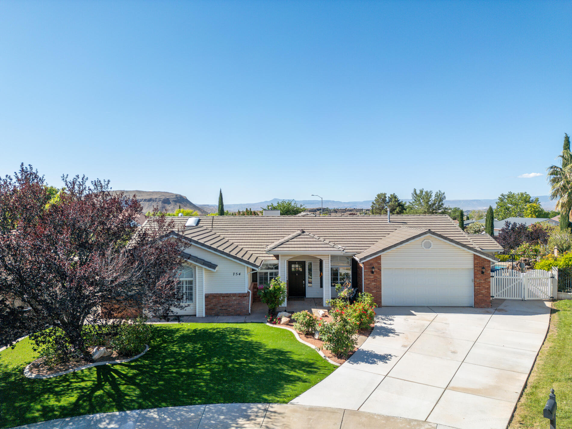 754 Cherry CIR, Washington, UT 84780 — photo 1