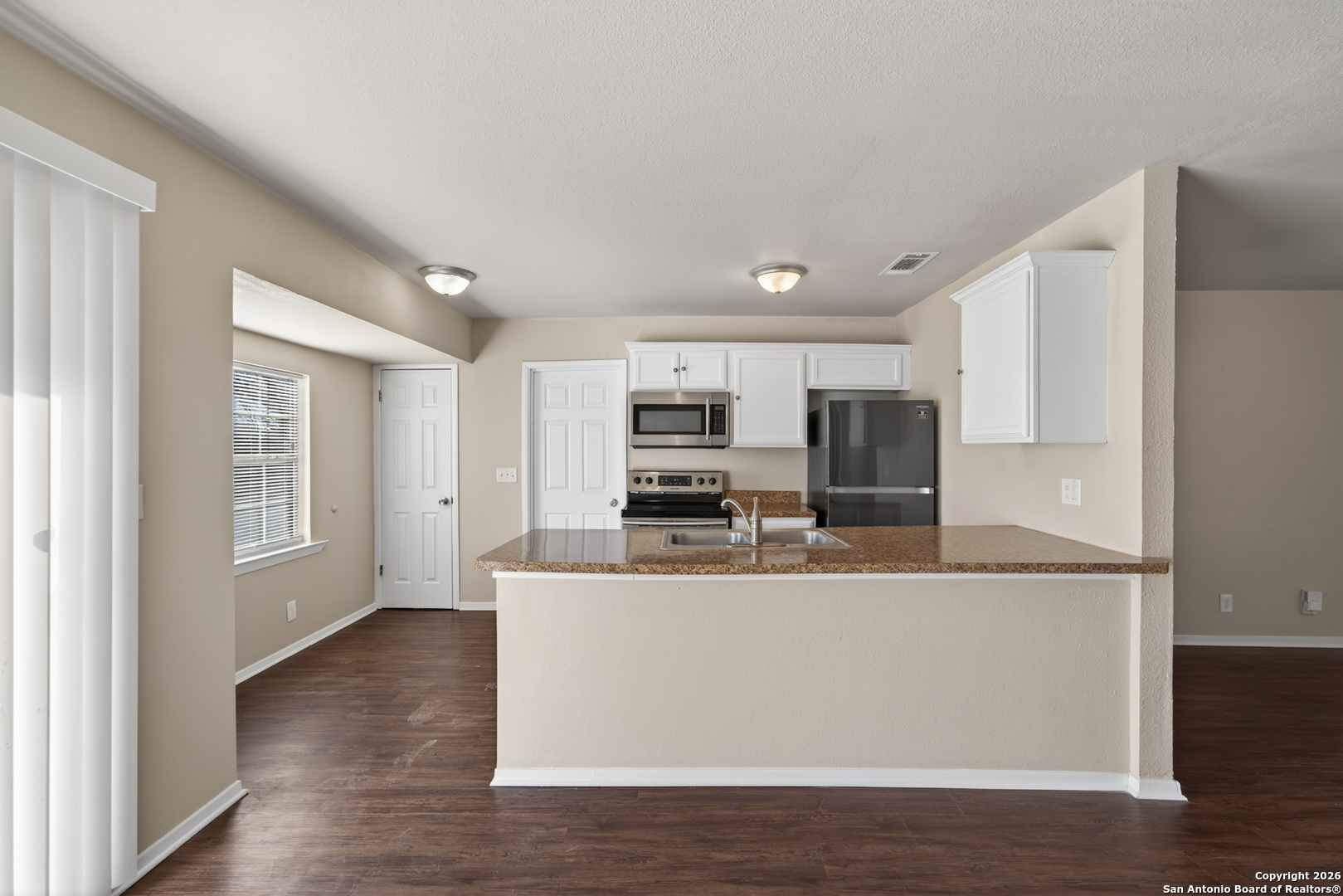 5822 CASTLE HUNT, ,  78218 — photo 1