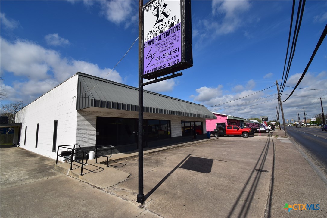 515 N Virginia Street, Port Lavaca, TX 77979 — photo 1