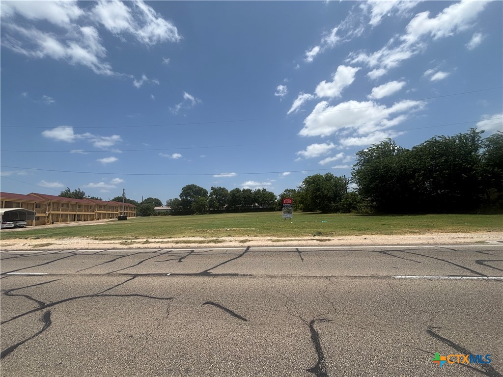 801 E VETERANS MEMORIAL Boulevard, Killeen, TX 76541 — photo 1