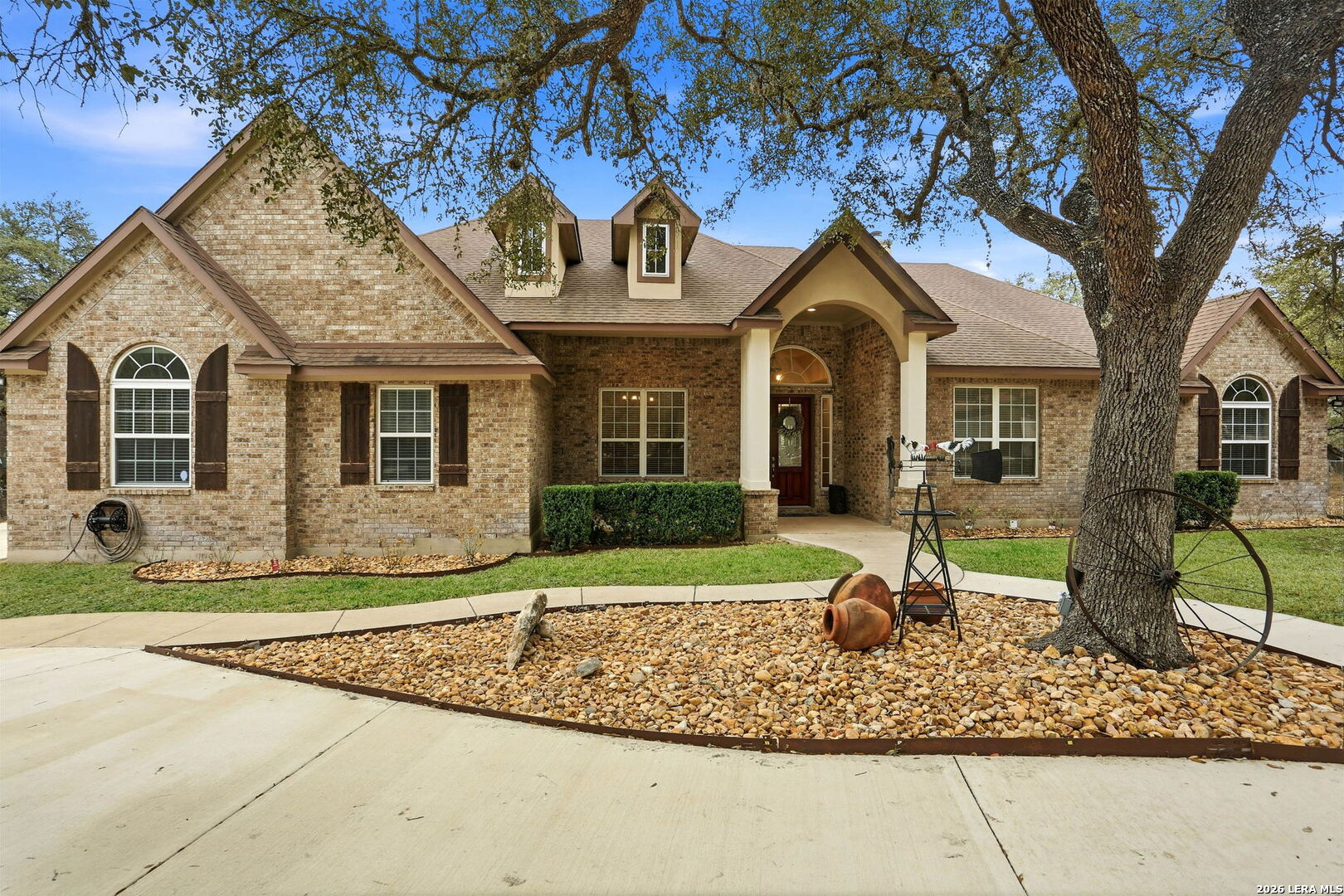 813 County Road 375, San Antonio, TX 78253 — photo 1