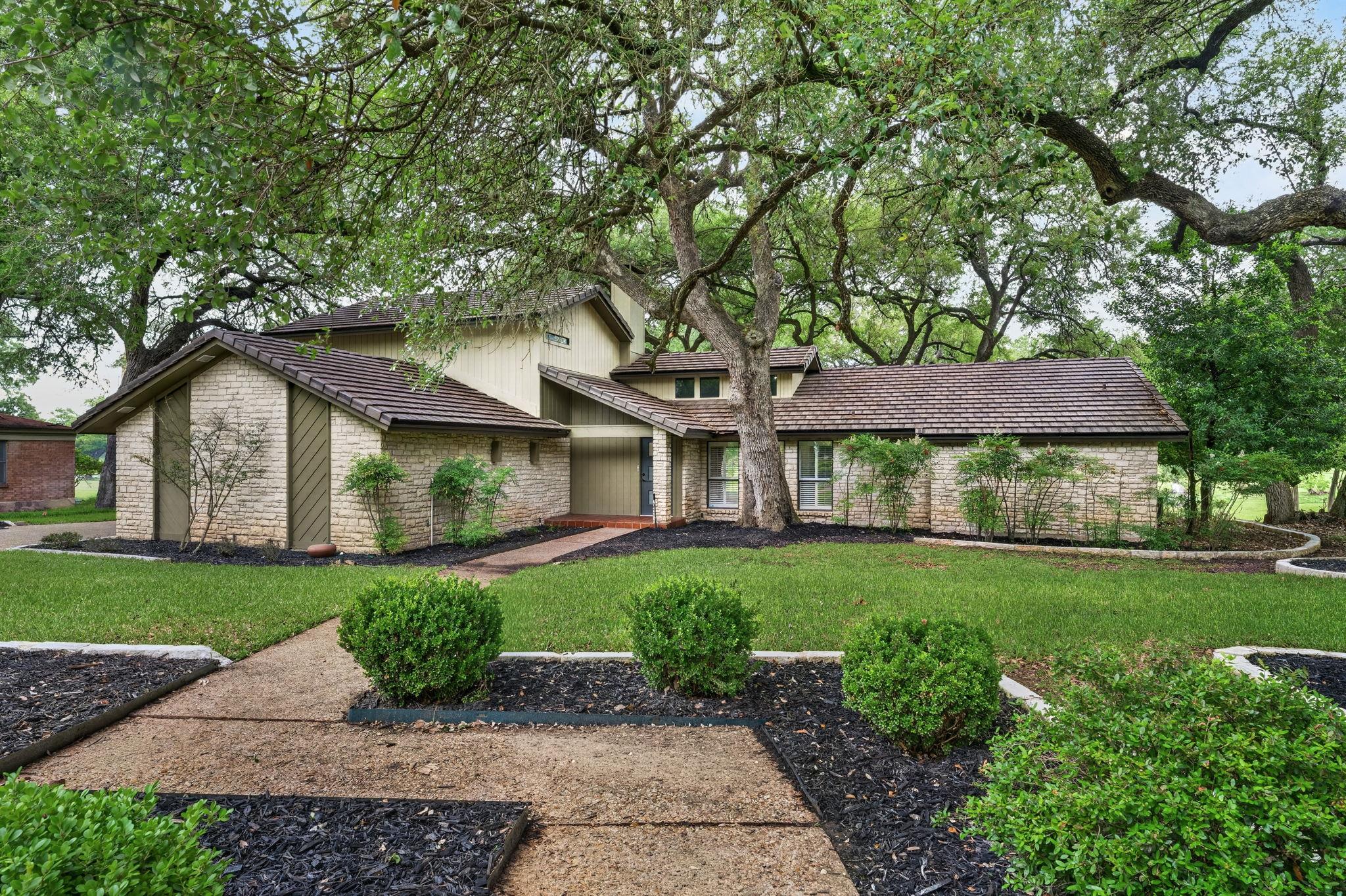 1301 Mill Creek, Salado, TX 76571 — photo 1