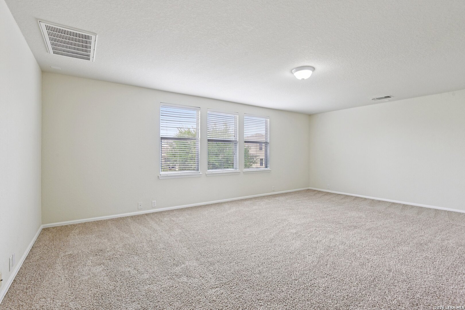 5508 COLUMBIA DR, ,  78108 — photo 1