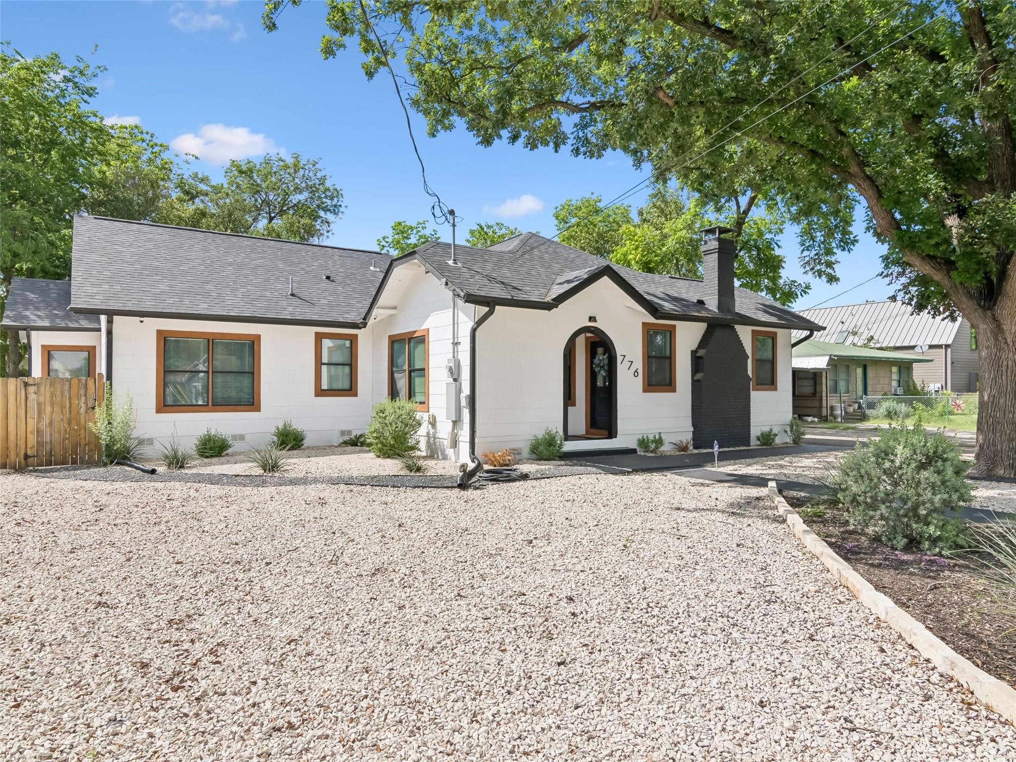 776 Butcher, New Braunfels, TX 78130 — photo 1