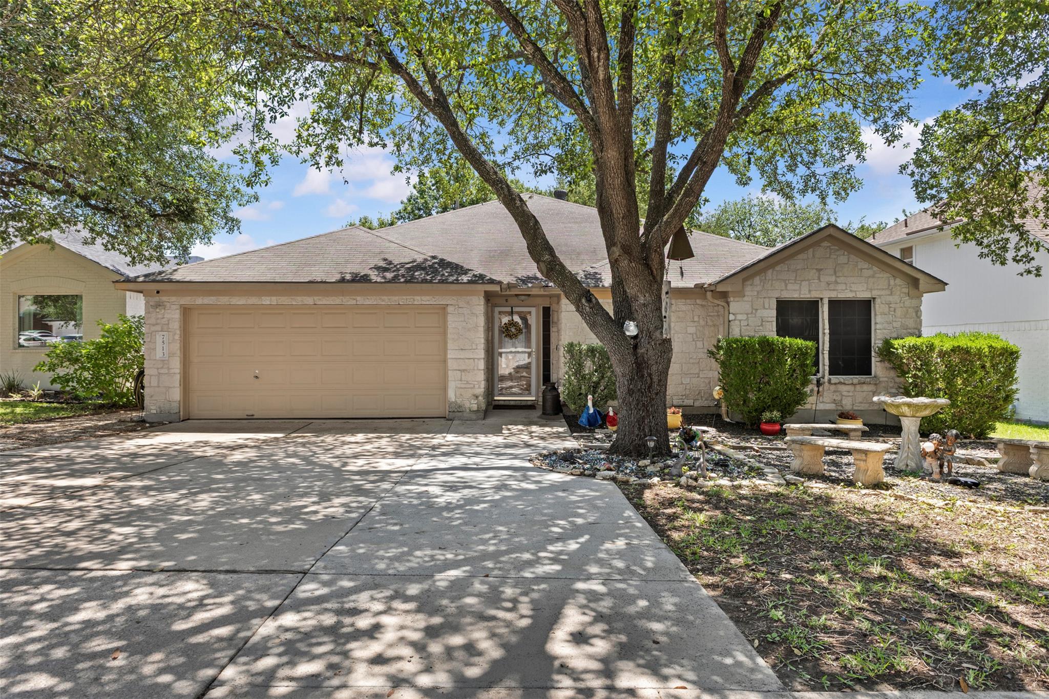 7513 Vol Walker, Austin, TX 78749 — photo 1