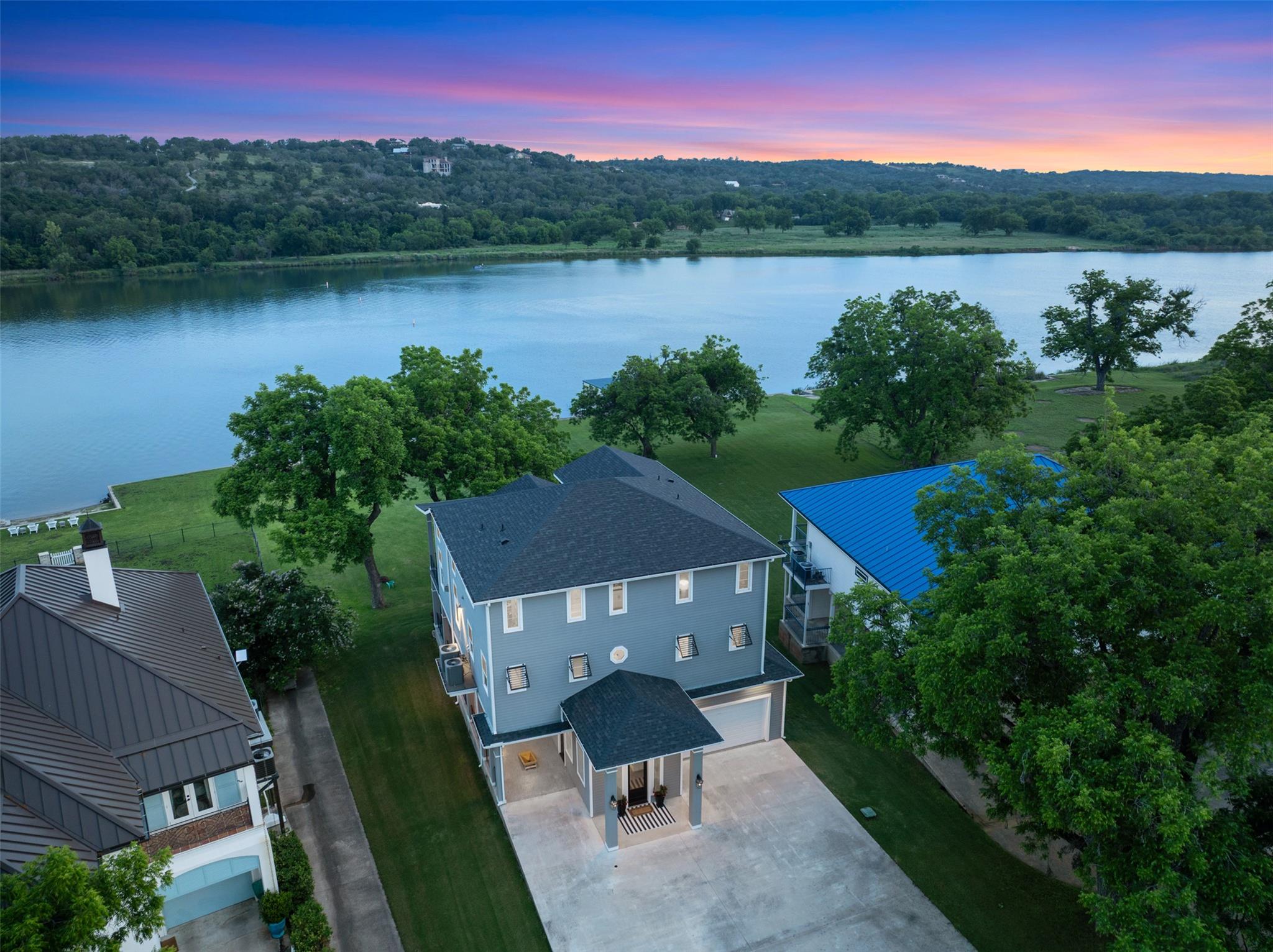 1002 Pecan, Marble Falls, TX 78654 — photo 1