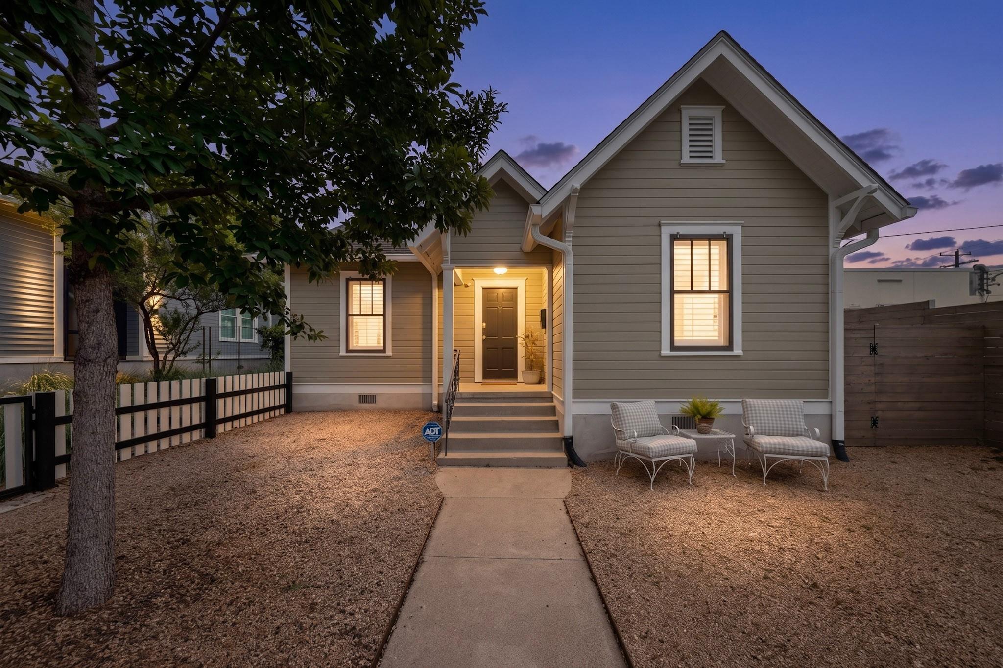 2905 Rio Grande, Austin, TX 78705 — photo 1
