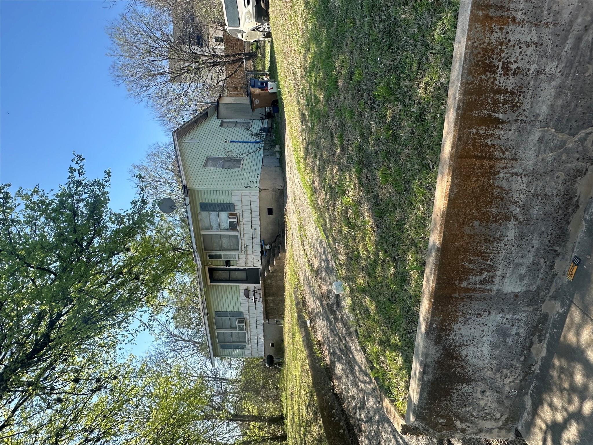 5003 Heflin, Austin, TX 78721 — photo 1