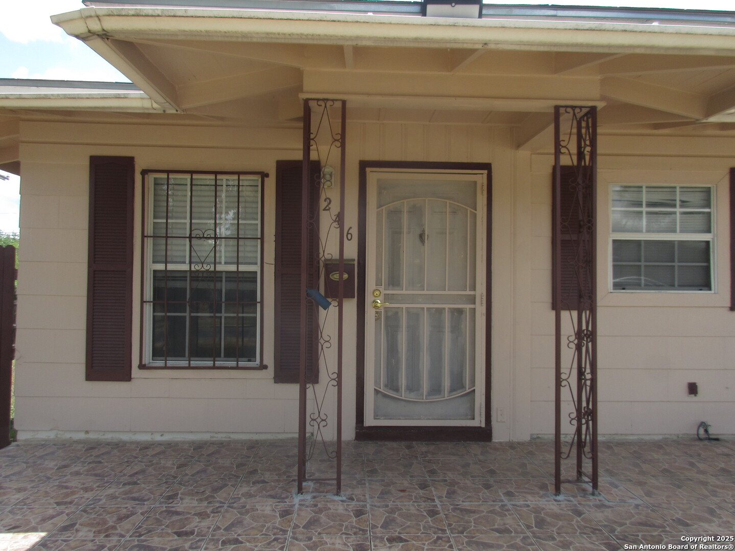 246 POLLYDALE AVE, , 78223 — photo 1