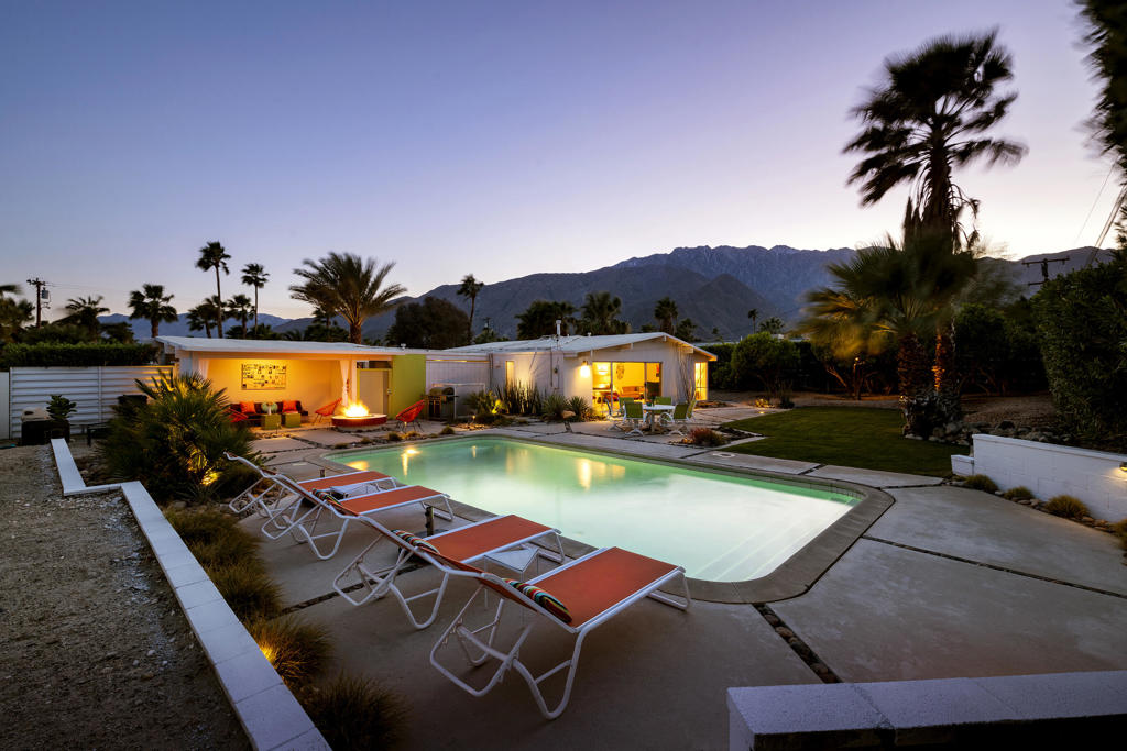 504 E Laurel Circle, Palm Springs, CA 92262 — photo 1