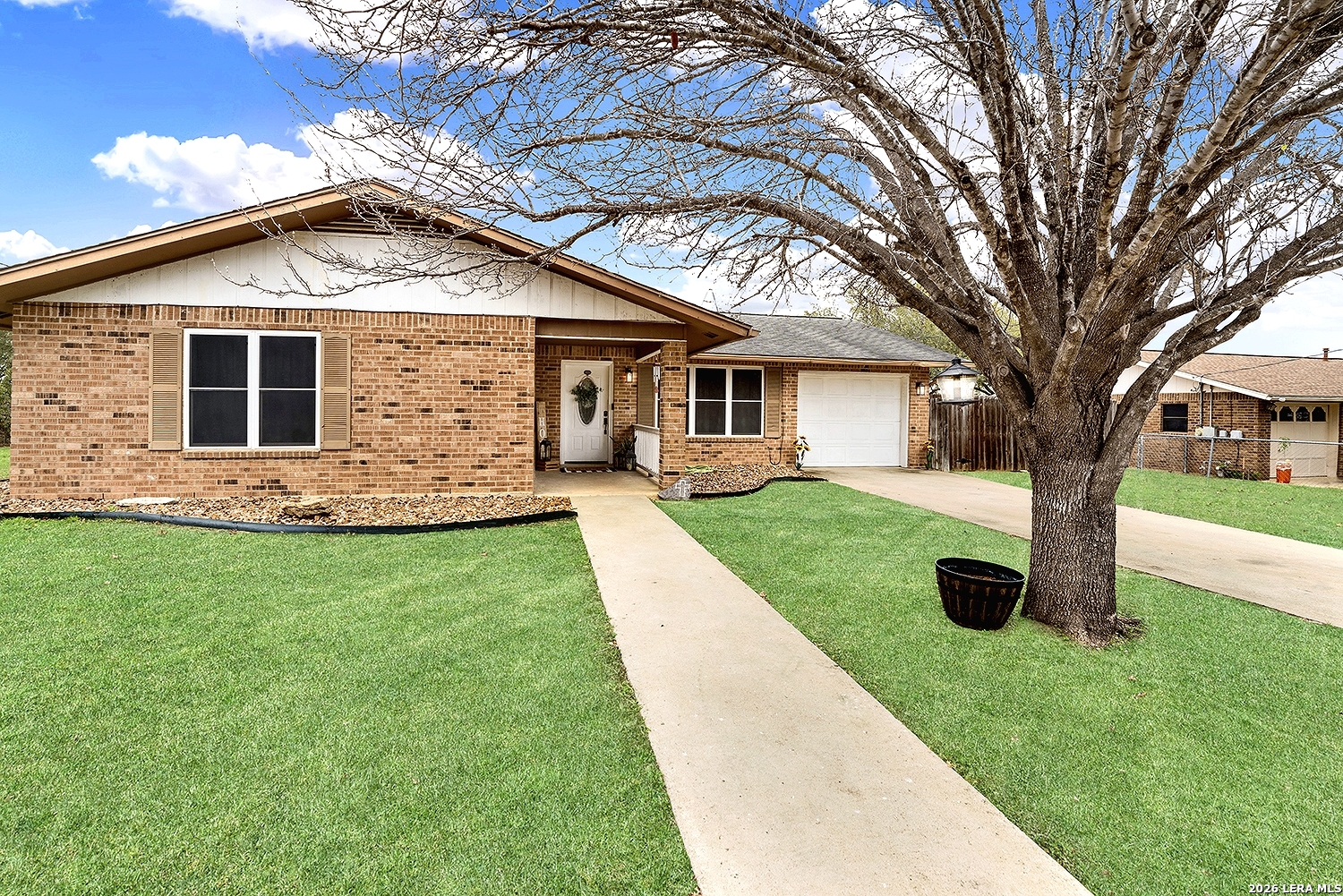 1501 Longhorn, ,  78114 — photo 1