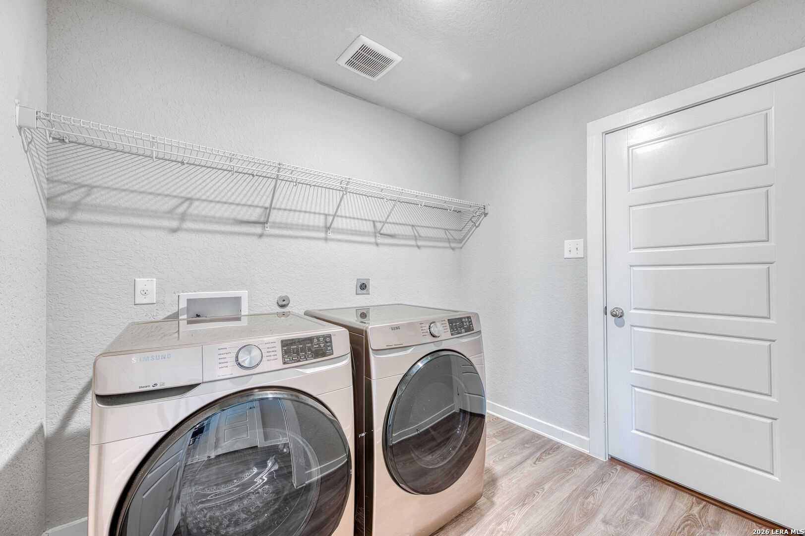 5443 Coral Vly, , 78242 — photo 1