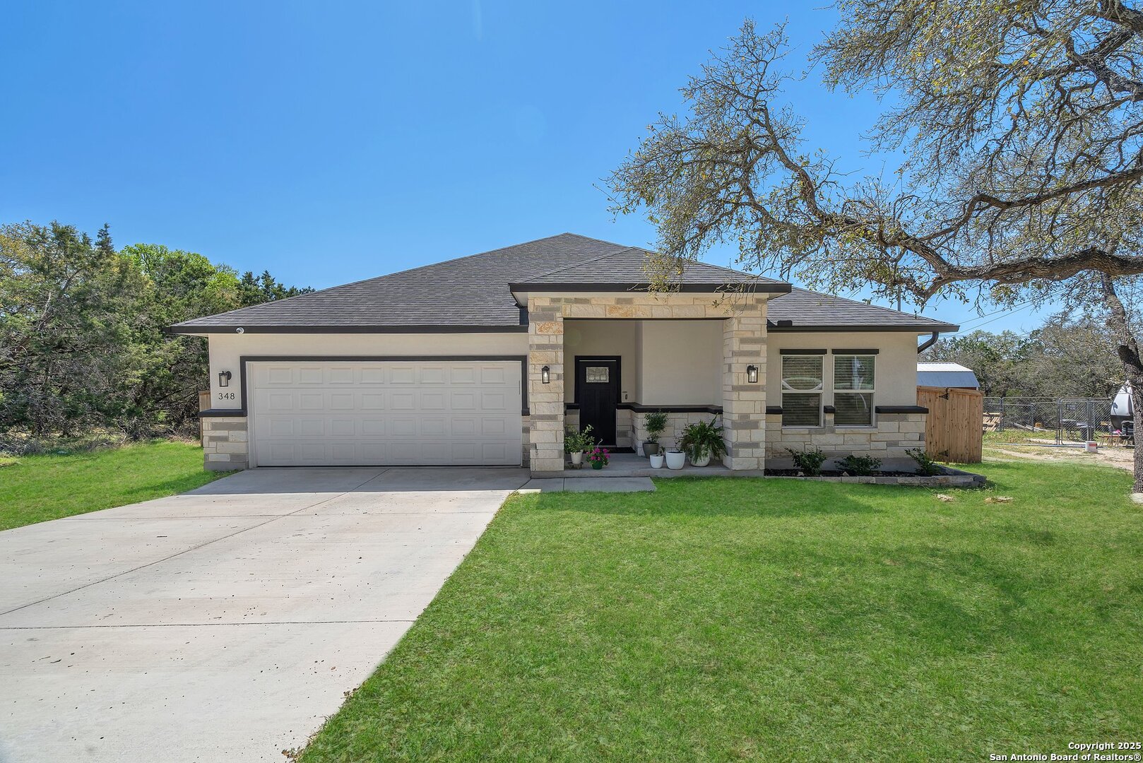 348 Fawn, ,  78070 — photo 1