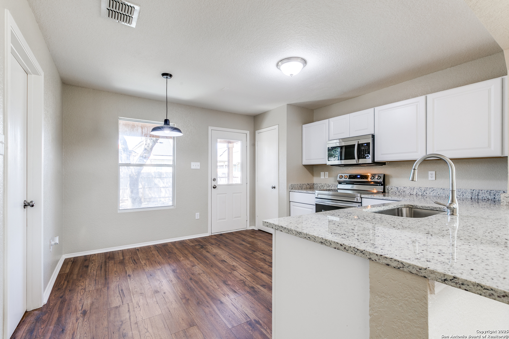 8535 Silver Brush, ,  78254 — photo 1