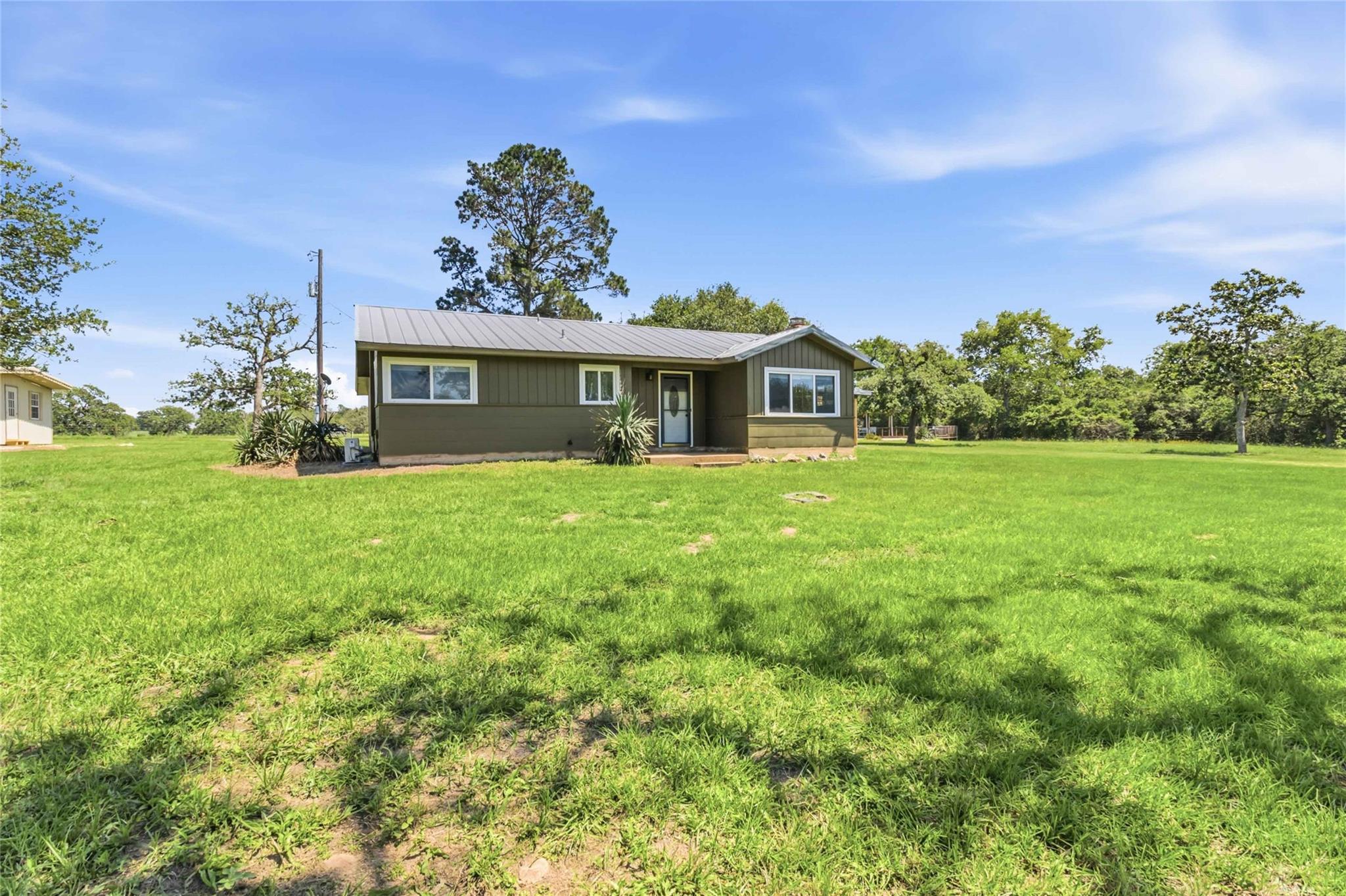 4296 State Highway 304, Rosanky, TX 78953 — photo 1