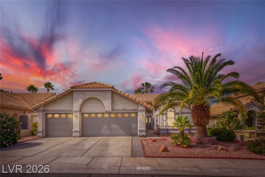9536  Cliff View Way, Las Vegas, NV 89117 — photo 1