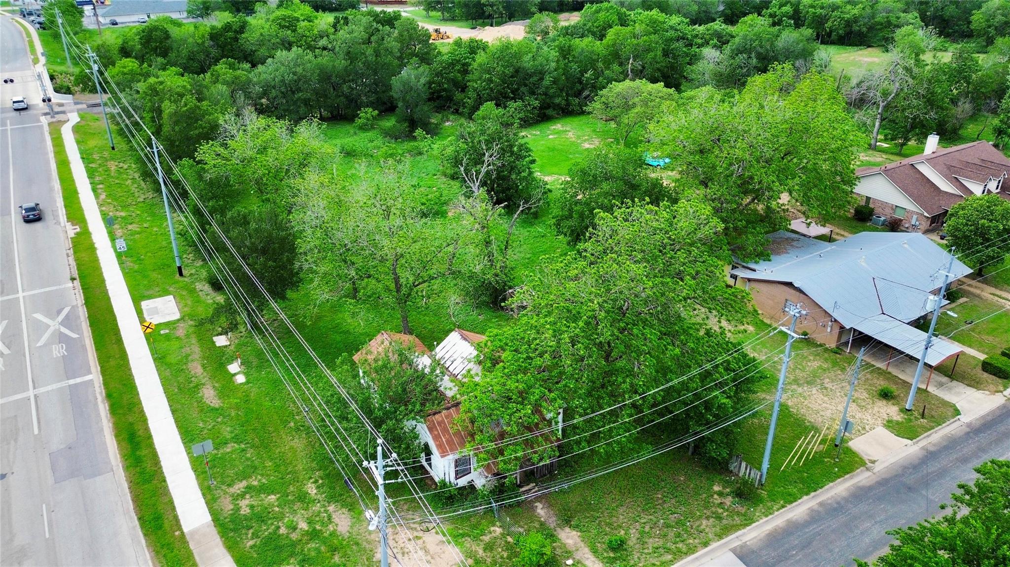 502 Martin Luther King Jr, Bastrop, TX 78602 — photo 1