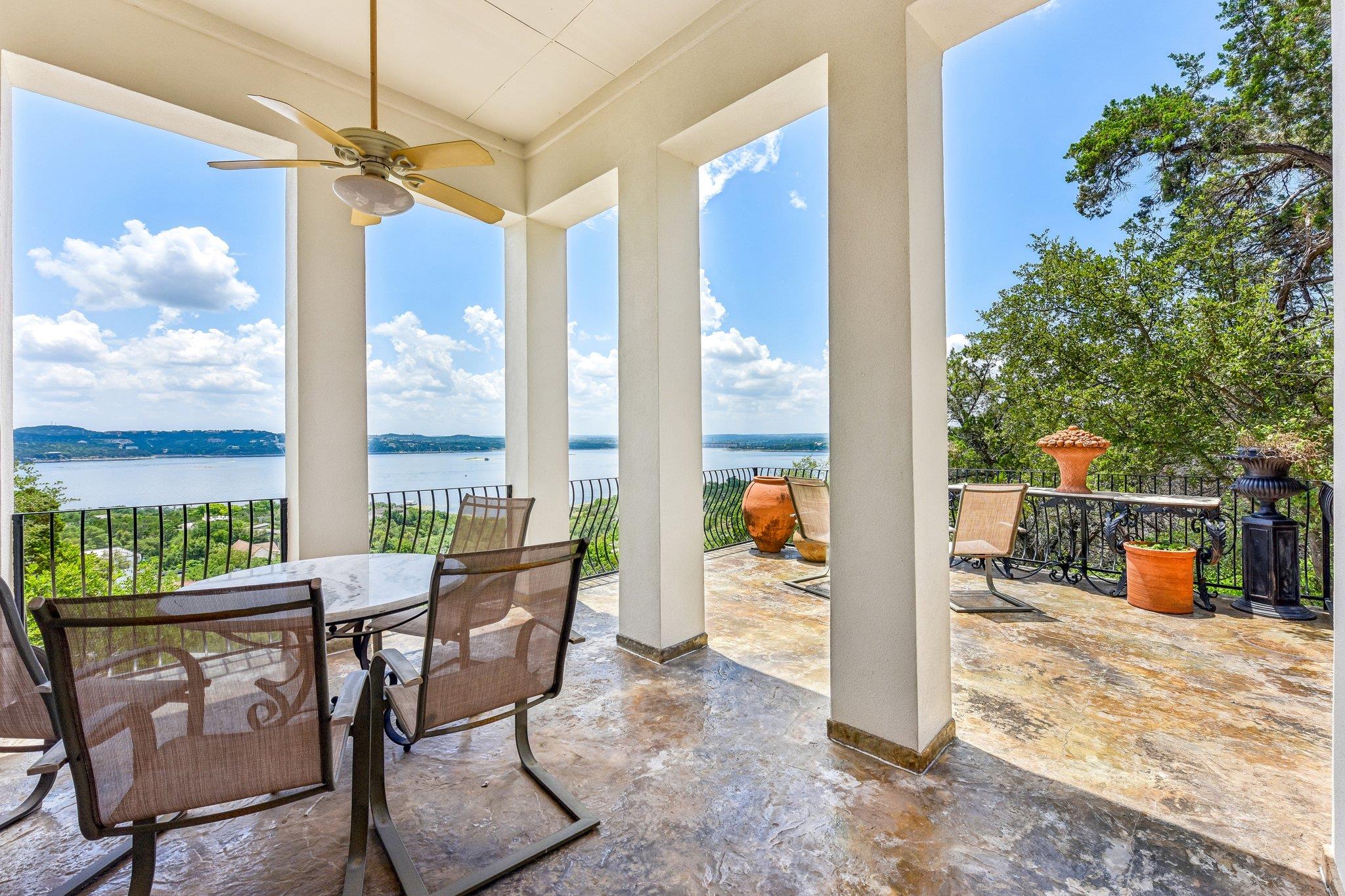 14004 Skyline, Austin, TX 78732 — photo 1