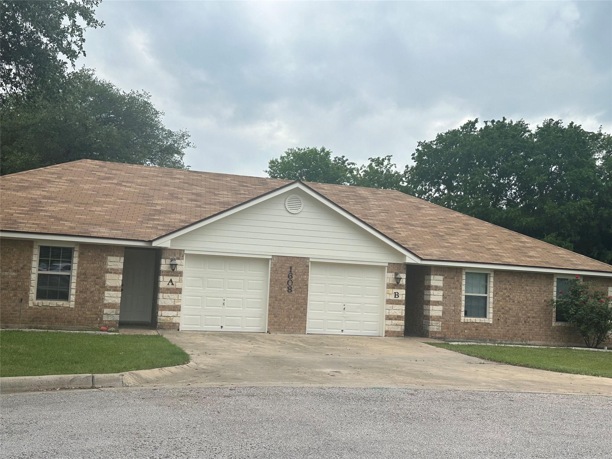 1608  Libby Ln, Harker Heights, TX 76548 — photo 1