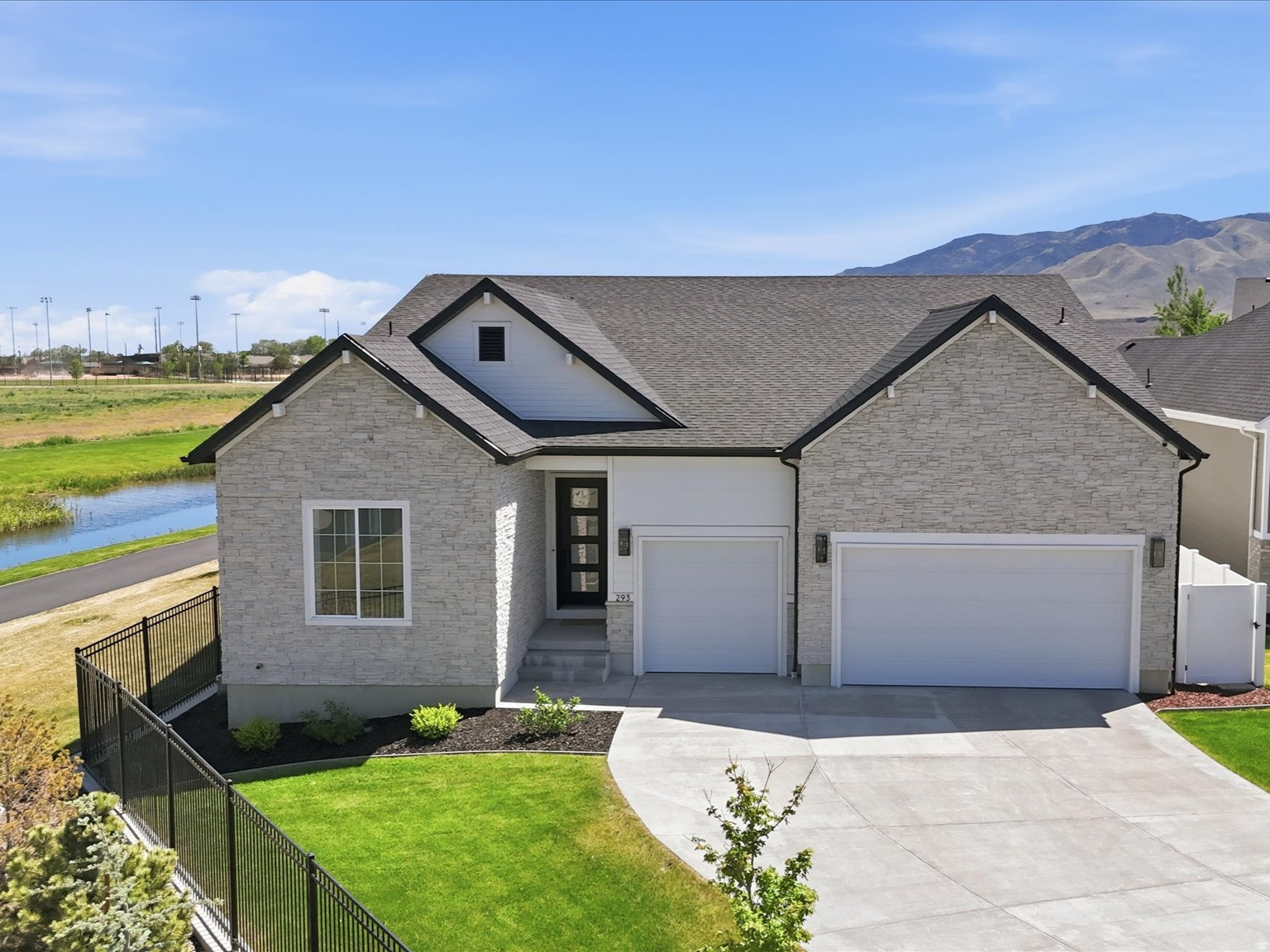 293 E POLARIS DR #101, Saratoga Springs, UT 84045 — photo 1