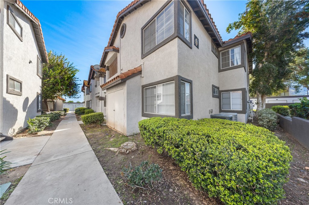 16377 Lakeshore 6K