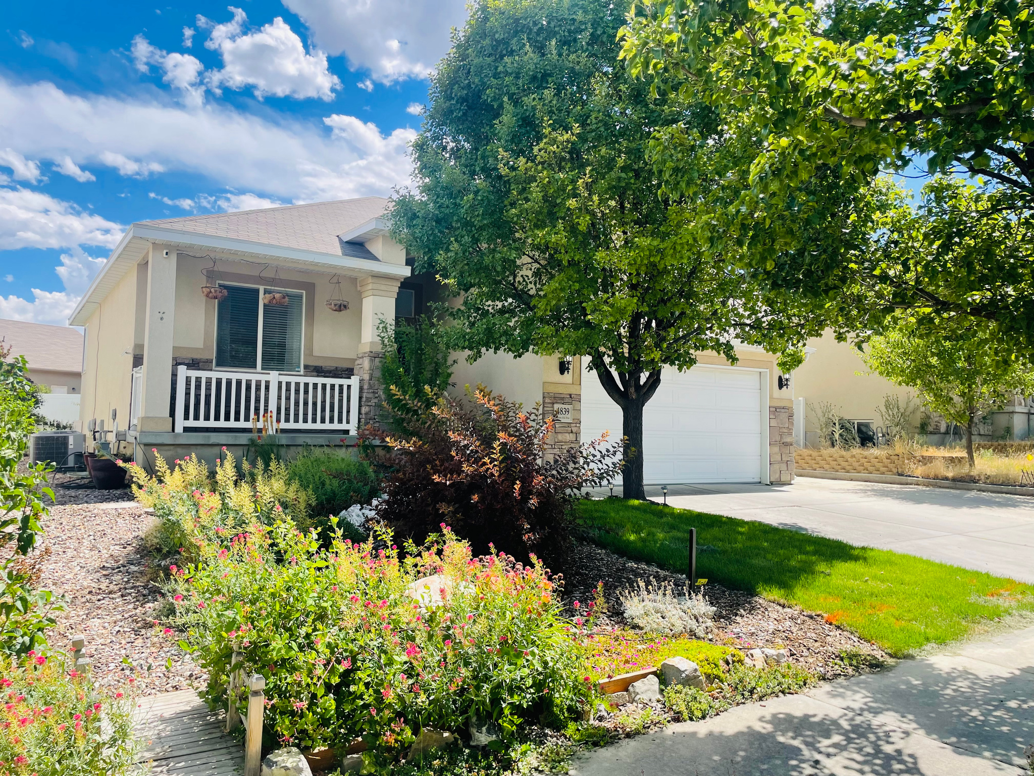 4839 W WESTERN HILLS DR, Riverton, UT 84096 — photo 1
