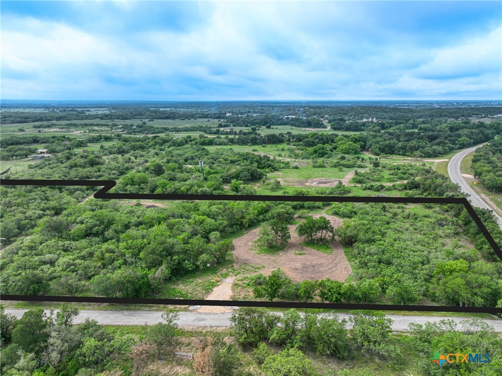 150 Pumper Rd, Luling, TX 78648 — photo 1