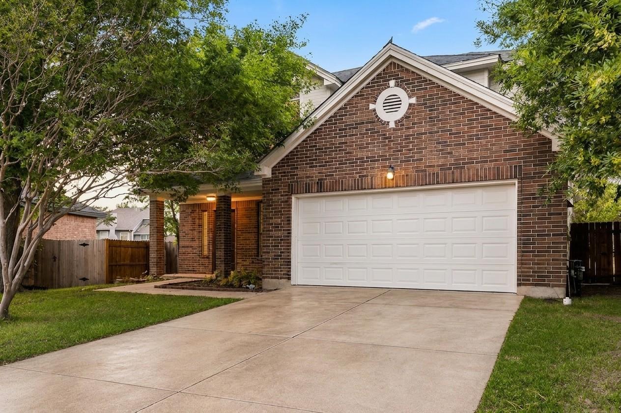 6706  Carisbrooke Ln, Austin, TX 78754 — photo 1