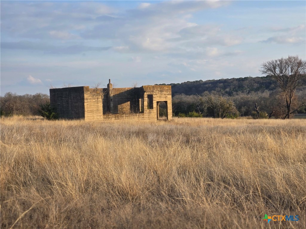 205 Grand Canyon Drive, Oglesby, TX 76561 — photo 1