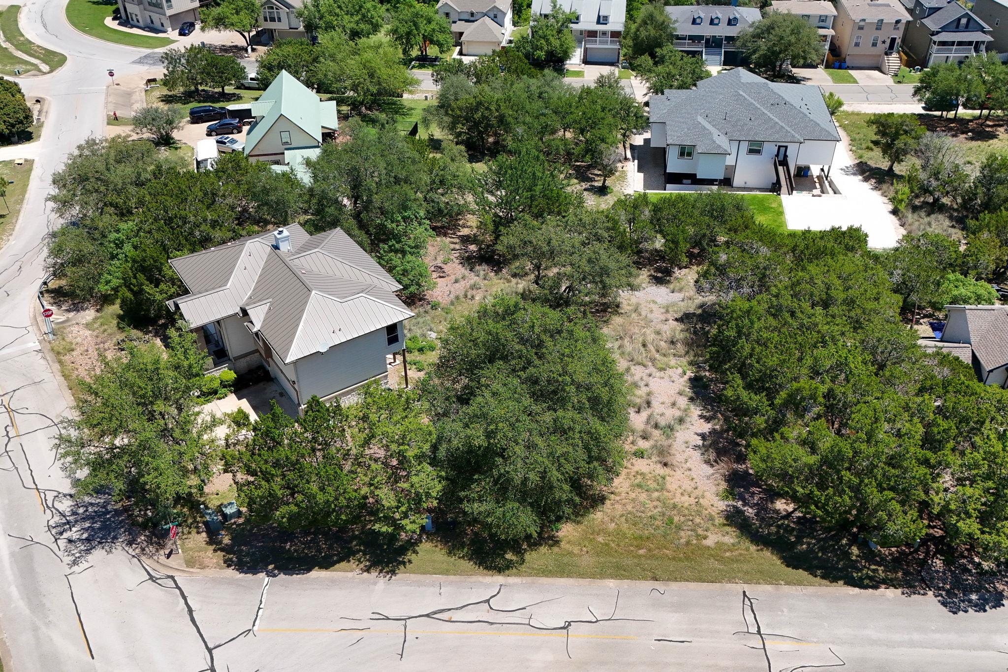 18510  Lakehead Cir, Lago Vista, TX 78645 — photo 1