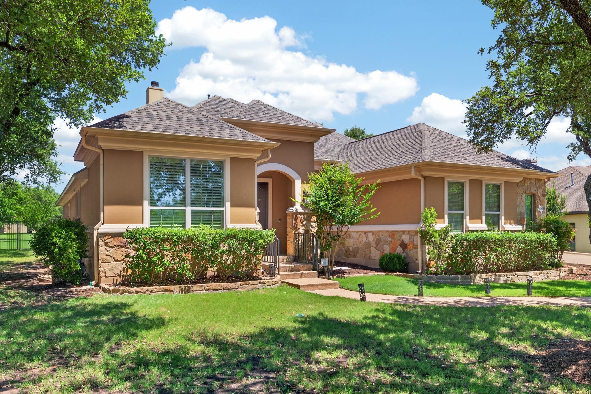 163  Estrella Xing, Georgetown, TX 78628 — photo 1