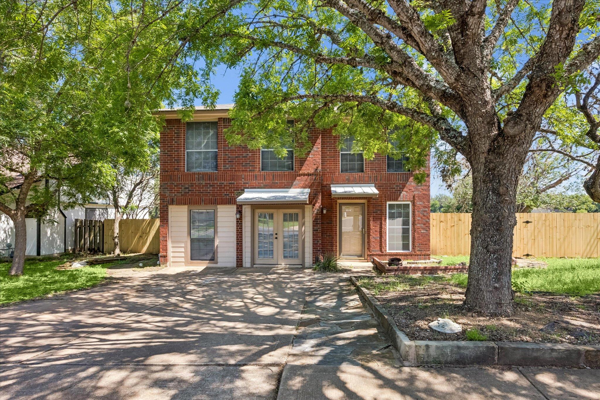 8509  Copano Dr, Austin, TX 78749 — photo 1
